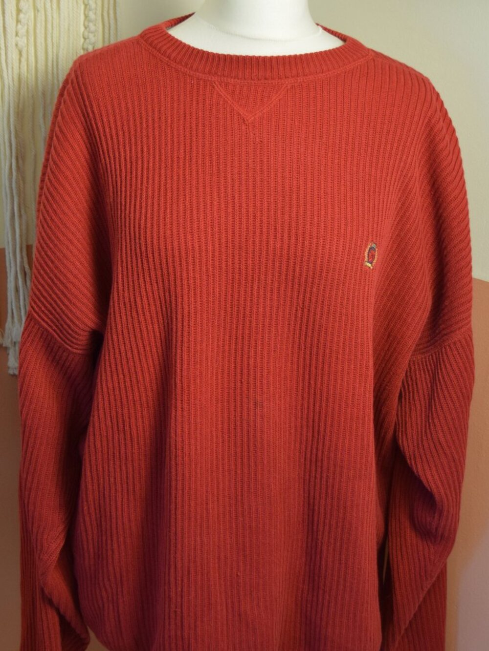 Vintage 90s Tommy Hilfiger Red Ribbed Crest Sweater XL